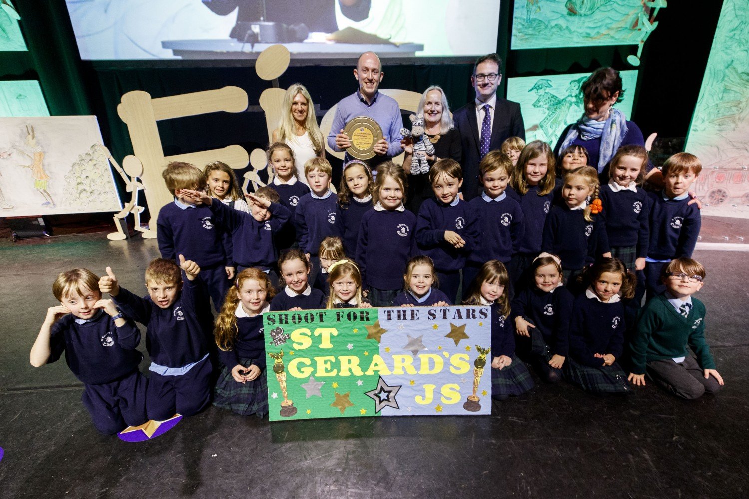 The Aileen MacKeogh FÍS Film of the Year Award 2018 Winners, St Gerard’s Junior School, Bray, along with Dr. Annie Doona, President IADT & Chair, Screen Ireland, Ciara O’Donnell, National Director of the Professional Development Service for Teachers and Rónán Ó Muirthile, Head of Dept. of Film & Media, IADT, and Zeb the Zebra!